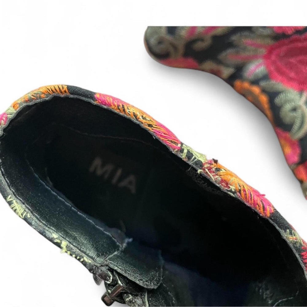 MIA Vail Y2K Festival Embroidered Floral Sz 10M Cottagecore Vintage Ankle Boots - Picture 2 of 8